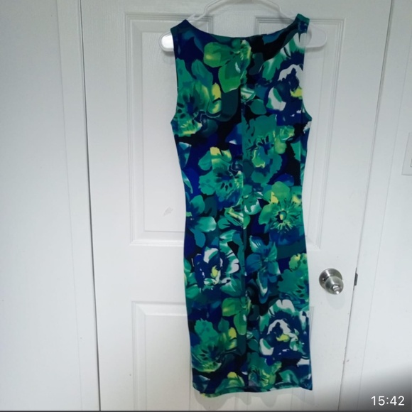 Beautiful Summer dress - Picture 2 of 2